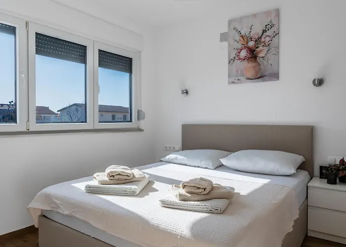 With Parking Space - 24111 Appartamento *